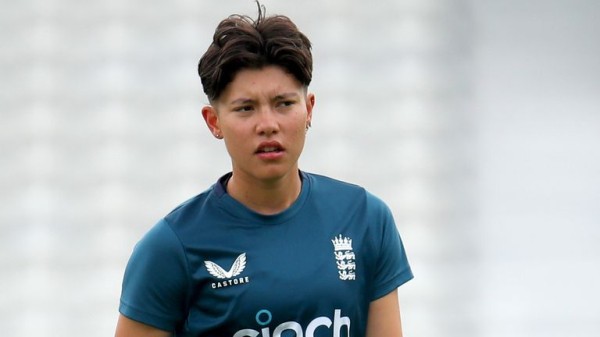 Door not closed on Tammy Beaumont playing T20 cricket for England, says head coach Jon Lewis