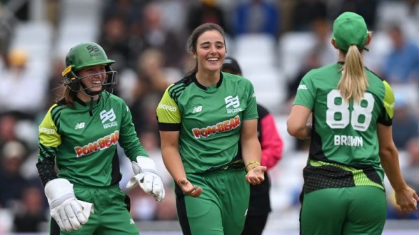 The Hundred: Smriti Mandhana hits 55 as Southern Brave beat Trent Rockets in women's opener