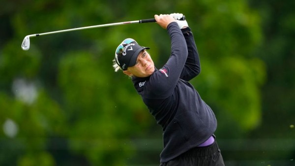 
        Women's Scottish Open: Hinako Shibuno leads Madelene Sagstrom by two shots after first day in Ayrshire
    