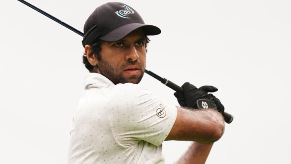 BMW PGA Championship: Ryan Fox birdies 18th to pip Tyrrell Hatton and Aaron Rai at Wentworth
BMW PGA Championship: Ryan Fox birdies 18th to pip Tyrrell Hatton and Aaron Rai at Wentworth